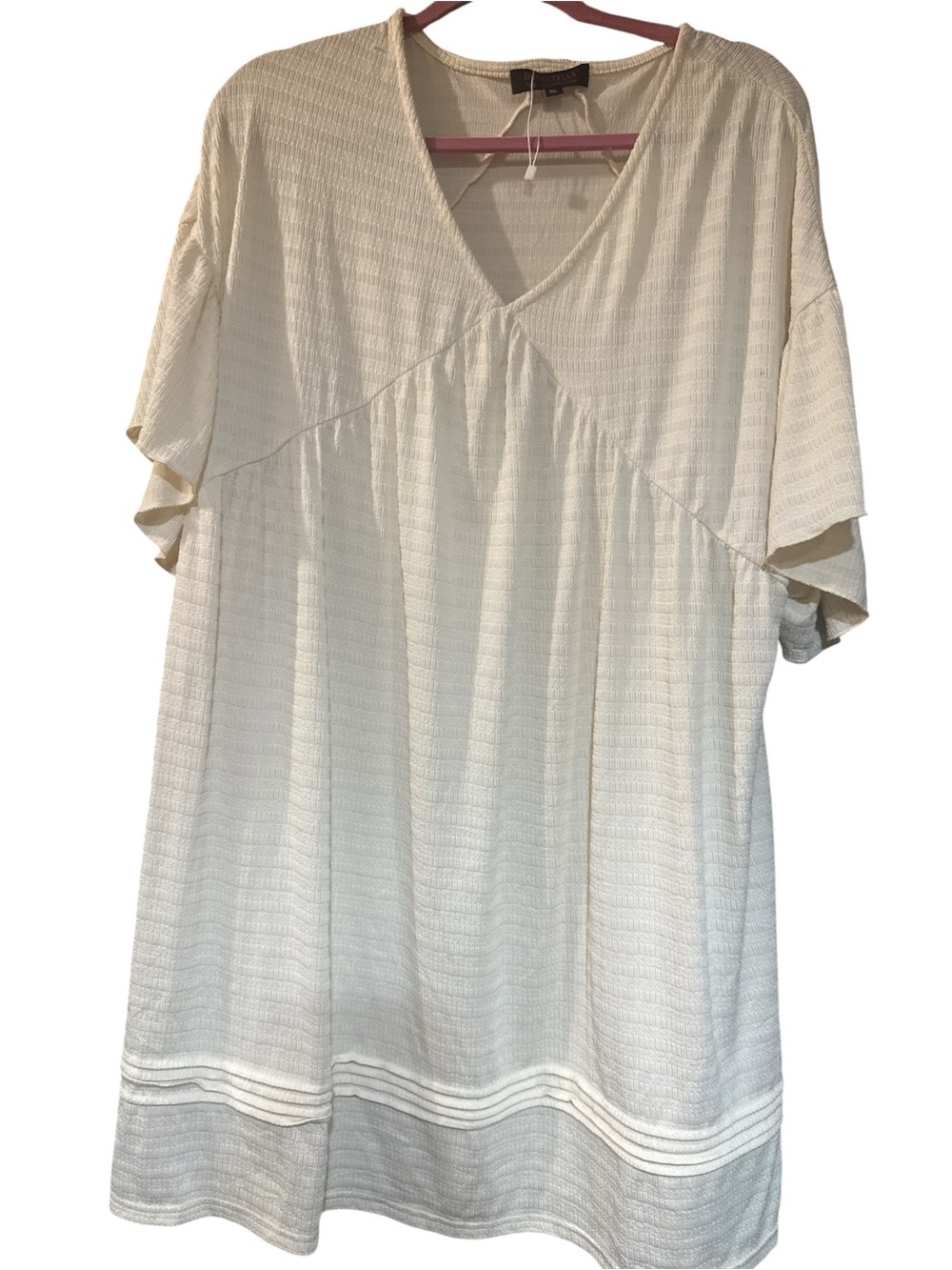 Women's Cream V-Neck Short Sleeve dress